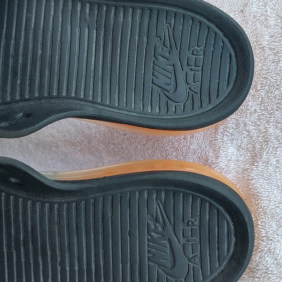 NIKE Air Max Sandals - Picture 4 of 7